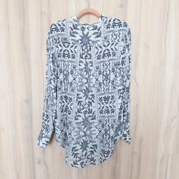 Free People Mia Tunic Top Small White Black Long Sleeve Aztec Boho Peasant Flowy - Picture 7 of 9